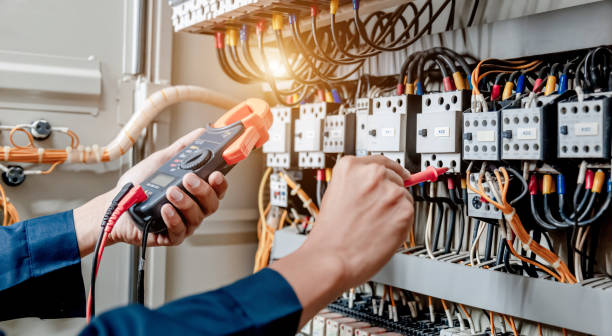 Best Licensed Electrician  in Conneaut, OH
